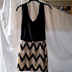 Sequin hearts small black and gold mini